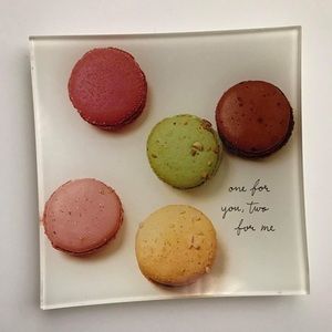 Square dessert plate for two